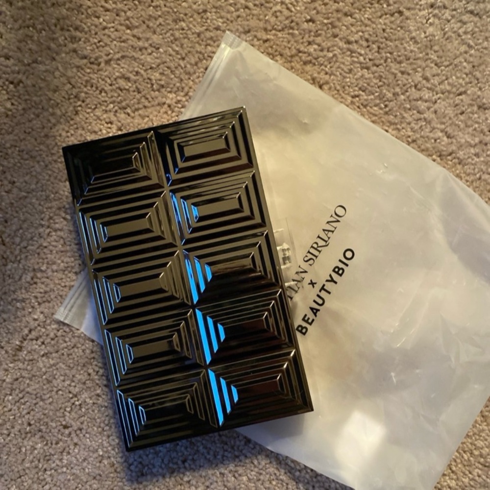 Christian Siriano x BeautyBio Black Clutch